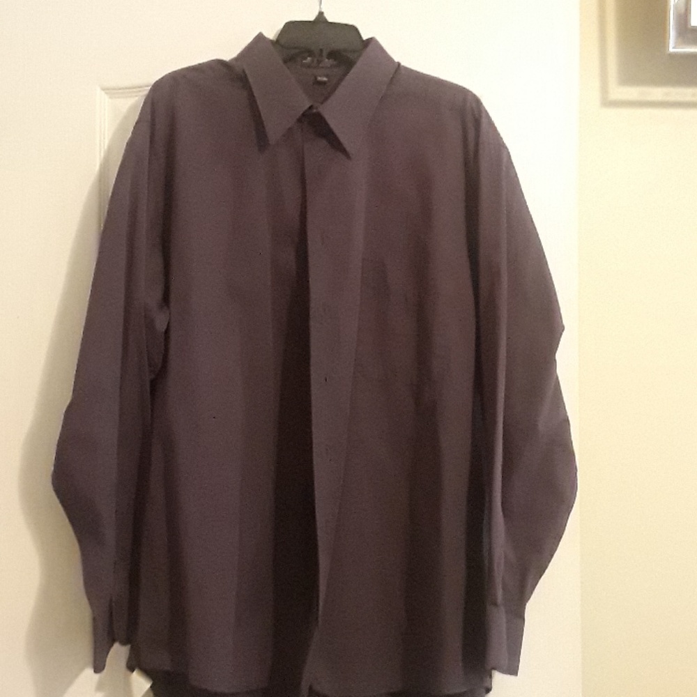 Men's dress shirt